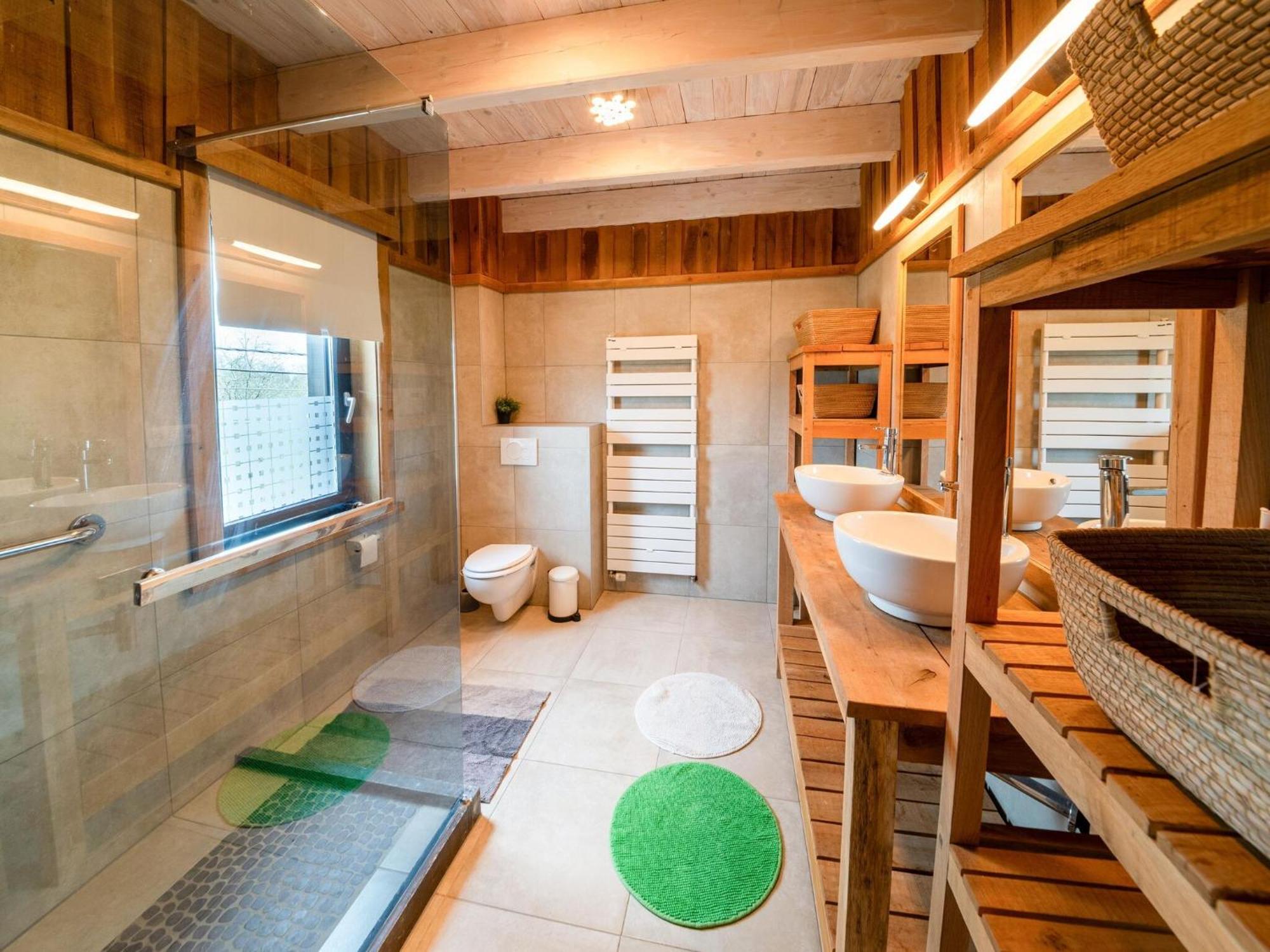 Lush Holiday Home With Bubble Bath And Sauna Heure Exterior foto